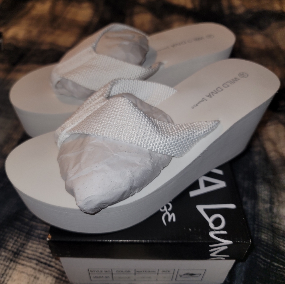 Platform flip flops